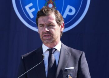 André Villas-Boas ao ataque ao Benfica e Sporting “santas alianças na segunda circular”