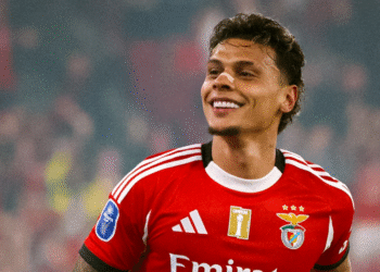 Romário provoca e agita a net! Lenda brasileira partilha jogada de Richard Ríos e lança farpa aos adeptos do Palmeiras: “Já estão com saudades?”