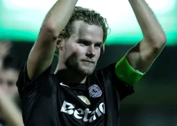 Rival do Sporting na Liga dos Campeões com novo fulgor para ‘roubar’ Morten Hjulmand