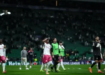 Sporting vai duplicar salário e renovar com jogador de Rui Borges